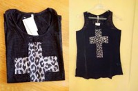 Polera Estampado Cruz